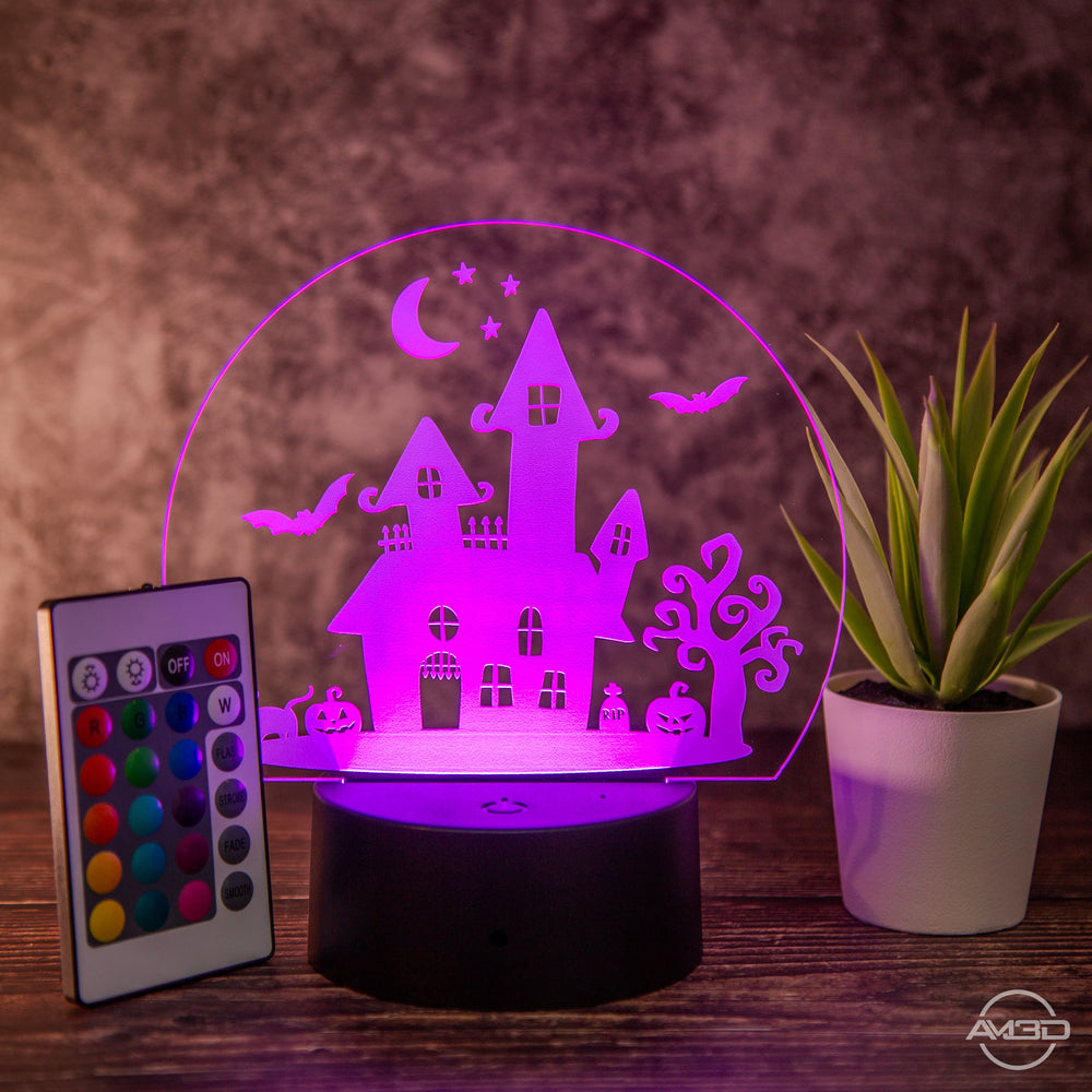 Halloween Deko LED - Lampe: Magisches Spukhaus mit Farbwechsel - AM3D Shopmit Kunststoffsockel