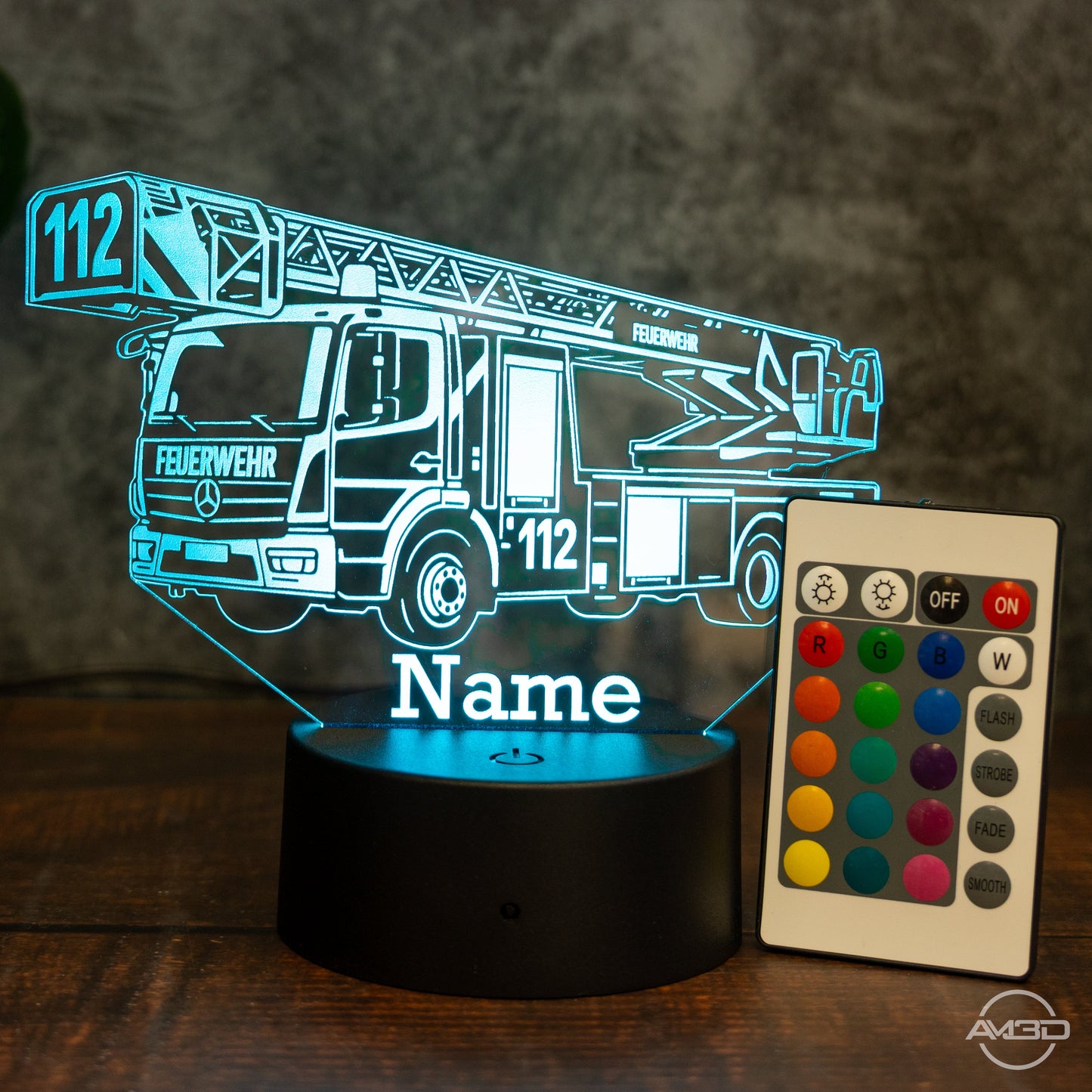 LED - Lampe „Feuerwehr“ mit Name – Das Nachtlicht für mutige Nachwuchsretter - AM3D Shopmit Kunststoffsockel