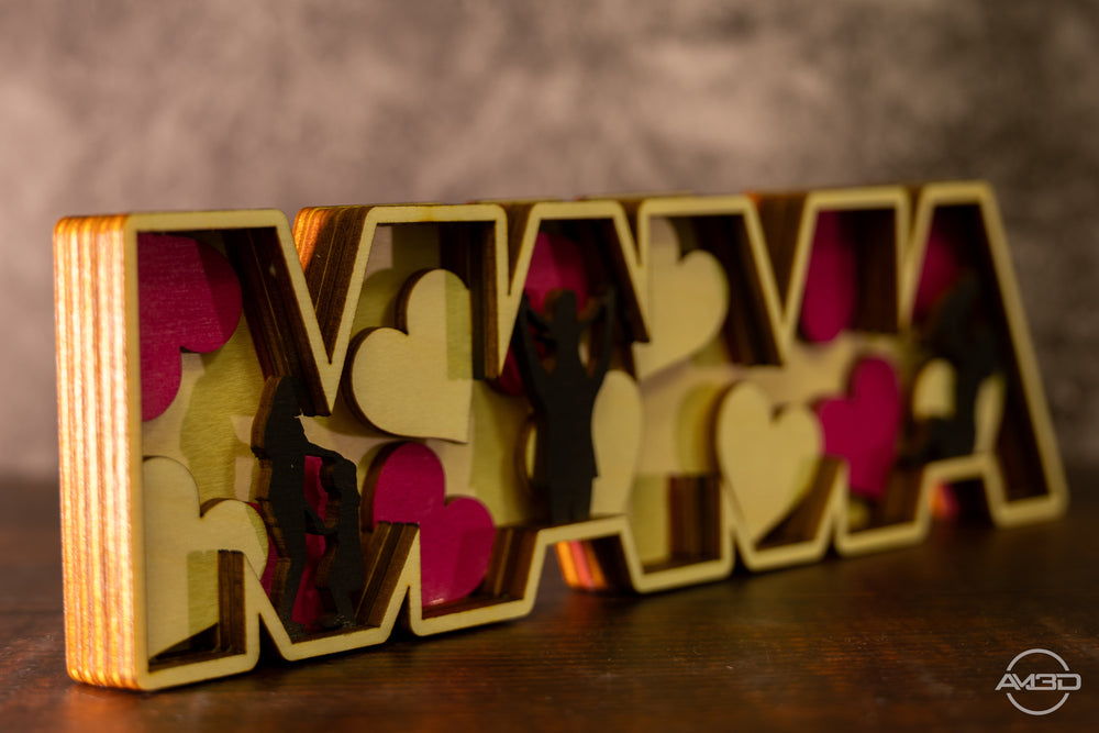 "MAMA" 3D - Holzschriftzug mit Herz & Silhouetten – Liebevoll gestaltetes Geschenk zum Muttertag - AM3D Shop