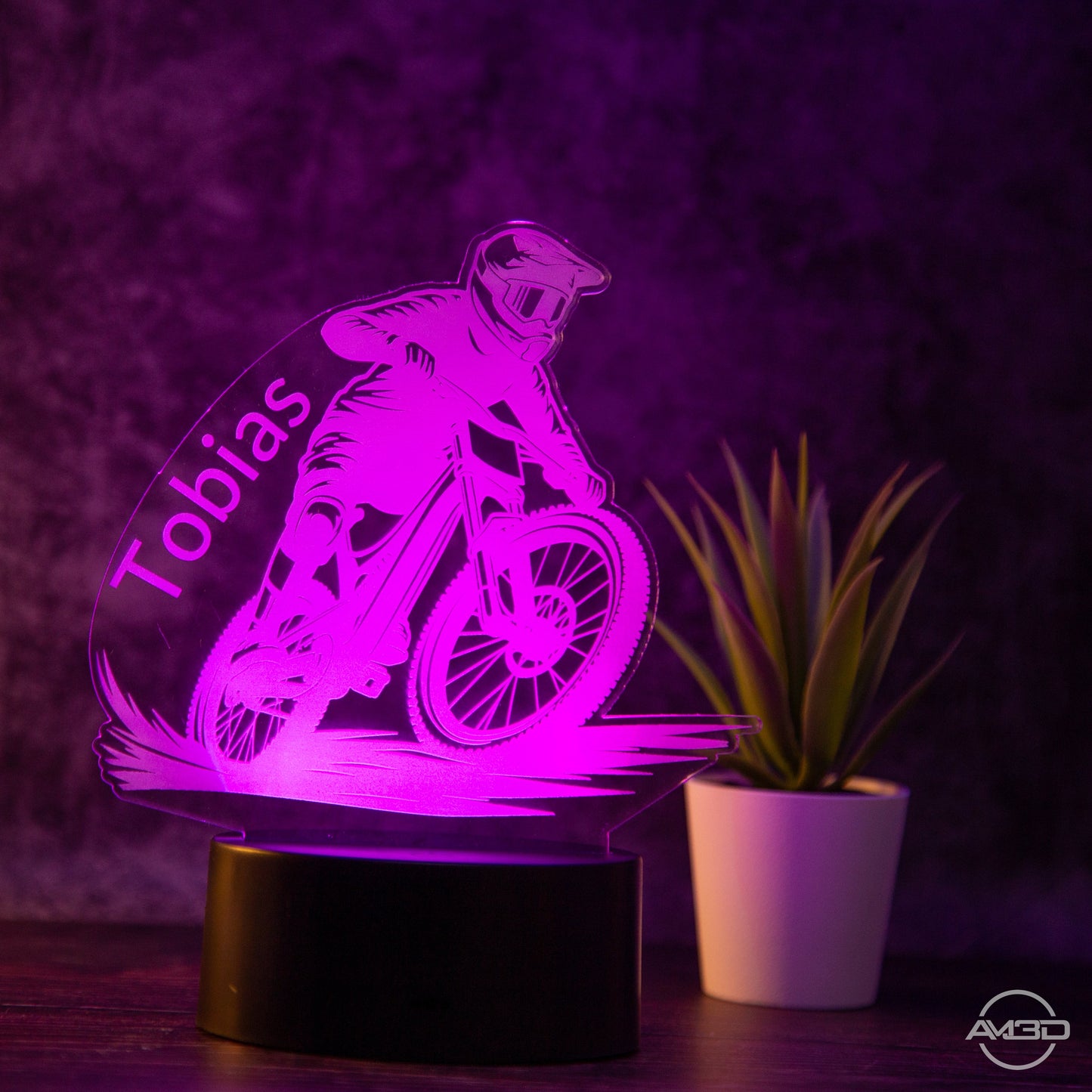 personalisierte Tischlampe Mountainbiker Downhill Nachtlicht fürs Kinderzimmer / Tischlampe LED Acryl - AM3D Shopmit Kunststoffsockel