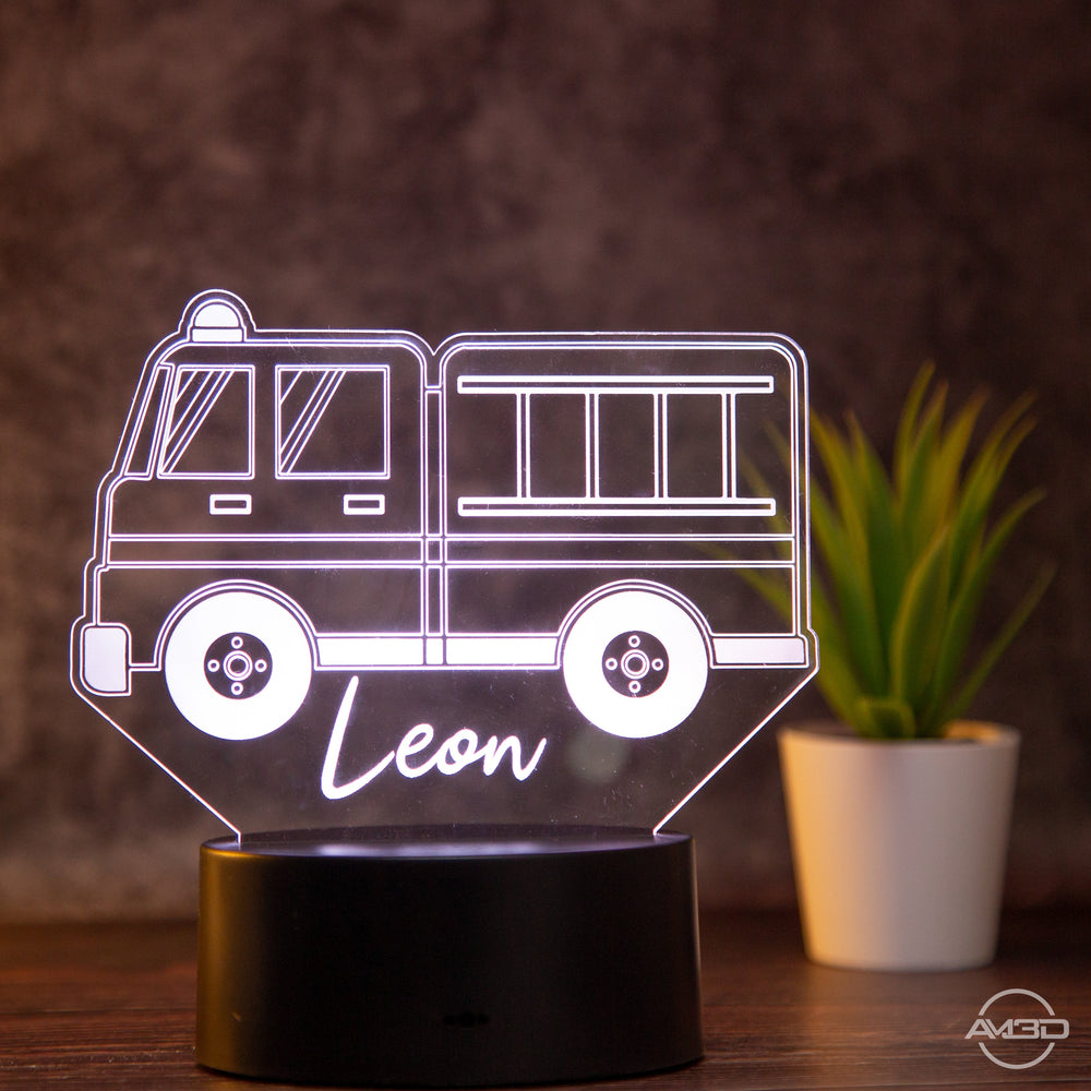 personalisiertes Nachtlicht Feuerwehrauto fürs Kinderzimmer / Tischlampe LED Acryl - AM3D Shopmit Kunststoffsockel