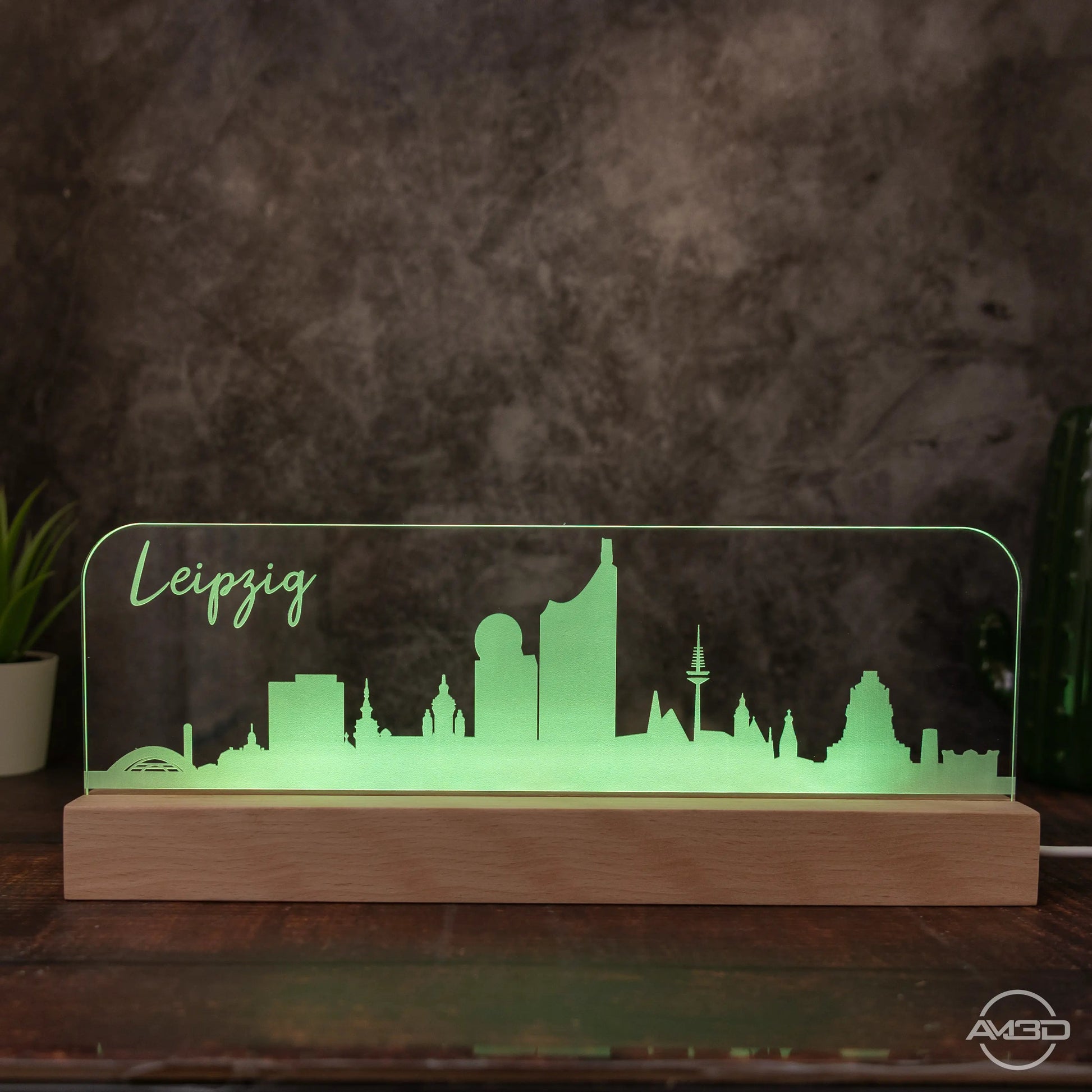 3D LED Lampe Skyline Dresden Leipzig - AM3D Shopmit Holzsockel 30cm