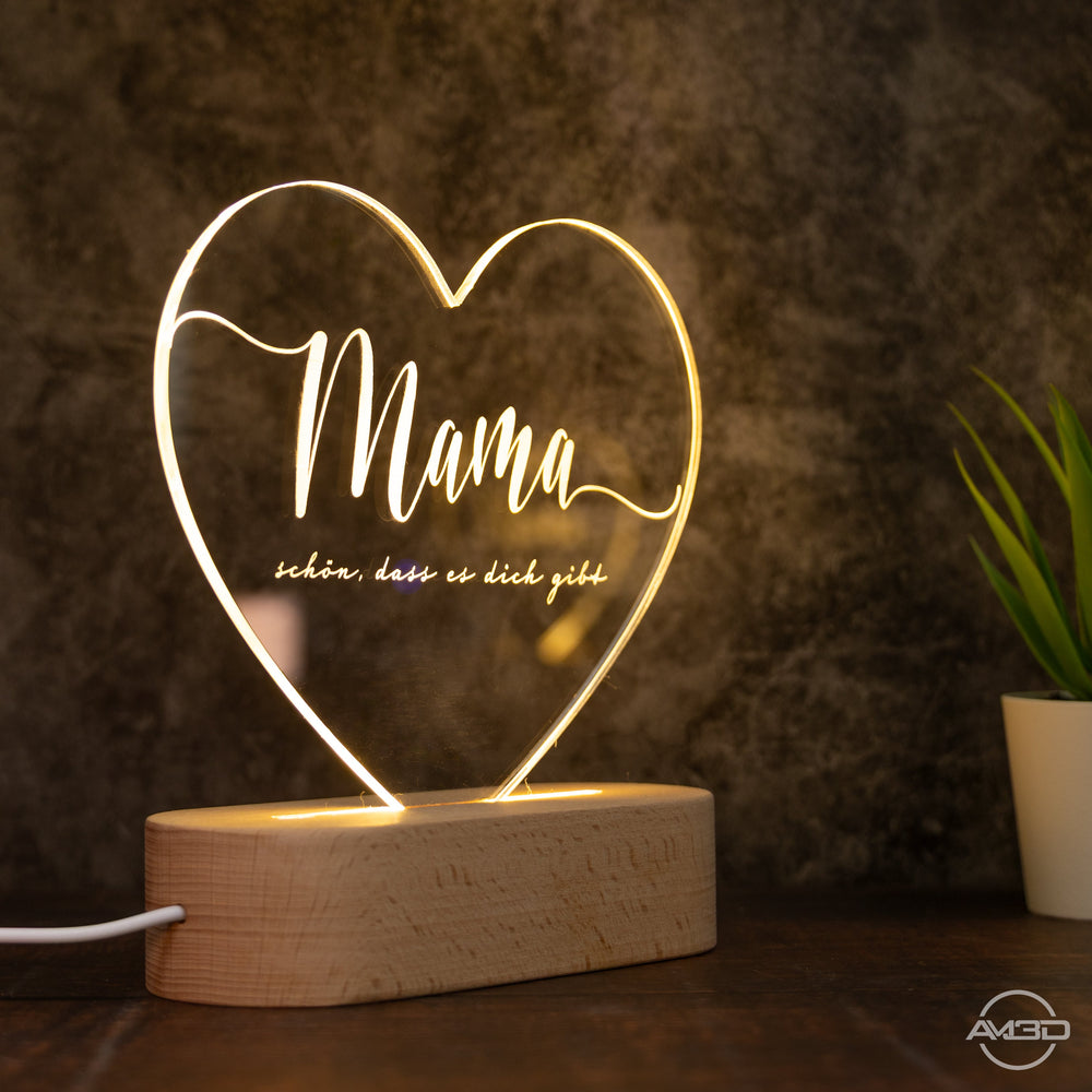 Herzlampe „Mama – schön, dass es dich gibt“ - AM3D Shopmit Holzsockel 15cm