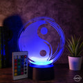 LED - Lampe aus Acryl "Yin Yang" - AM3D Shopmit Kunststoffsockel