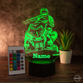 LED Tischlampe aus Acryl - Schneemobild - Das perfekte Geschenk für Schneemobilfahrer! - AM3D Shopmit Kunststoffsockel