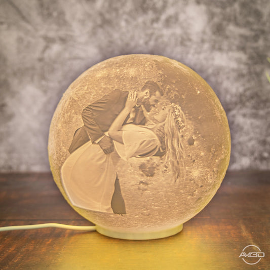 Personalisierte 3D Mondlampe mit Foto & Wunschtext | LED Nachtlicht - AM3D Shop