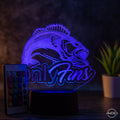 Tischlampe Angeln // Fischen// Nachtlicht LED Acryl // Only Fins - AM3D Shopmit Kunststoffsockel