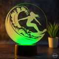 Tischlampe aus Acryl mit Surfer - Motiv - Das perfekte Geschenk für Surfer! / surfen/ Surferin/ Surfing - AM3D Shopmit Kunststoffsockel